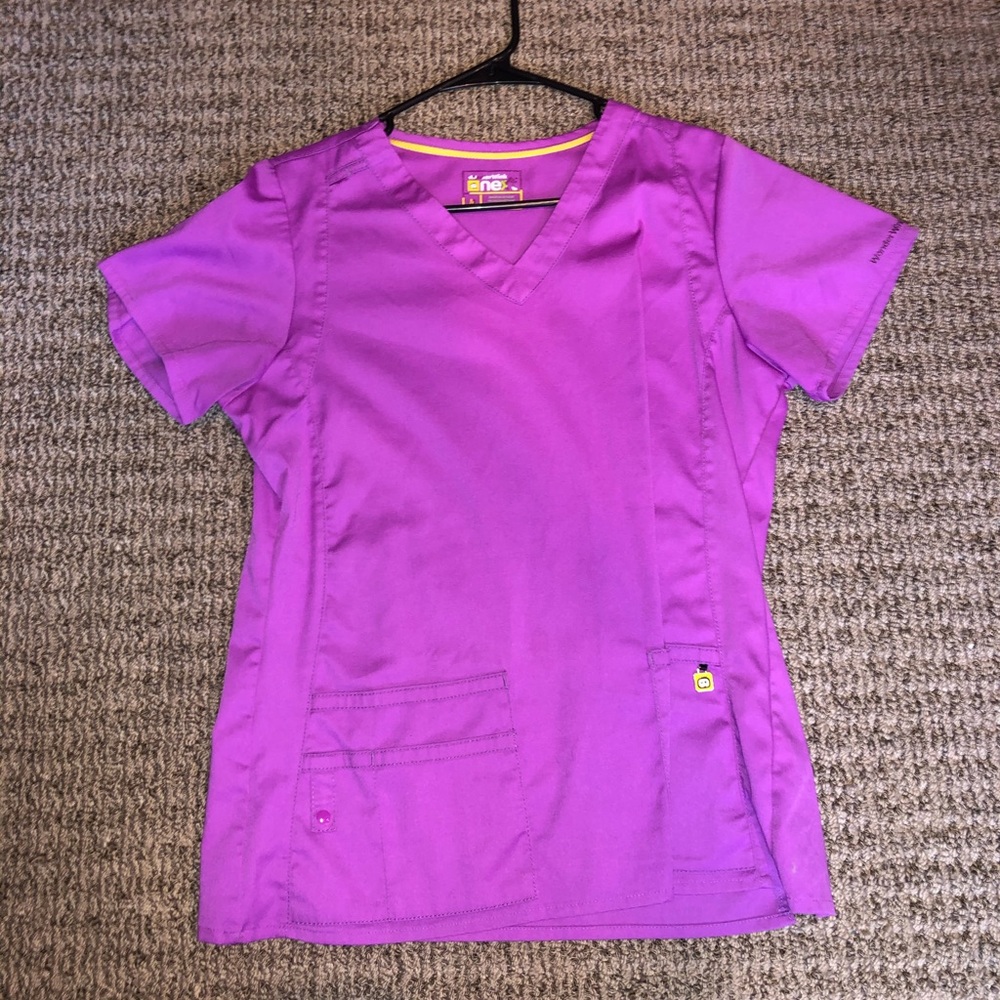 WonderWink Scrub Top size Medium